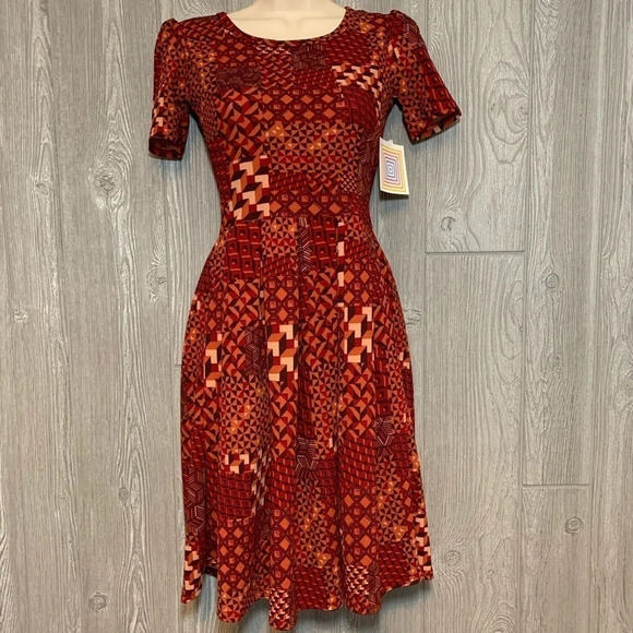 Lularoe Amelia Geometric Print Dress XXS NWT - Picture 1 of 6